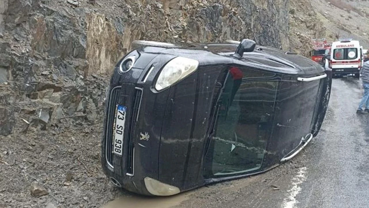 Hakkari de trafik kazası 5 Yaralı